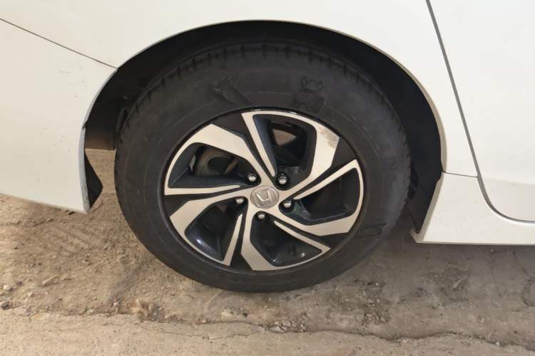 Used Honda Accord 2016 2.0L Comfort Edition Right Rear Wheel Hub