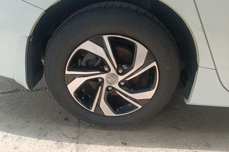 Used Honda Accord 2016 2.0L Comfort Edition Right Rear Wheel Hub
