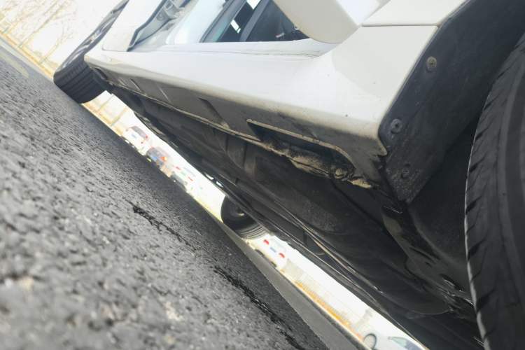 Used Honda Accord 2016 2.0L Comfort Edition Right Side Sill