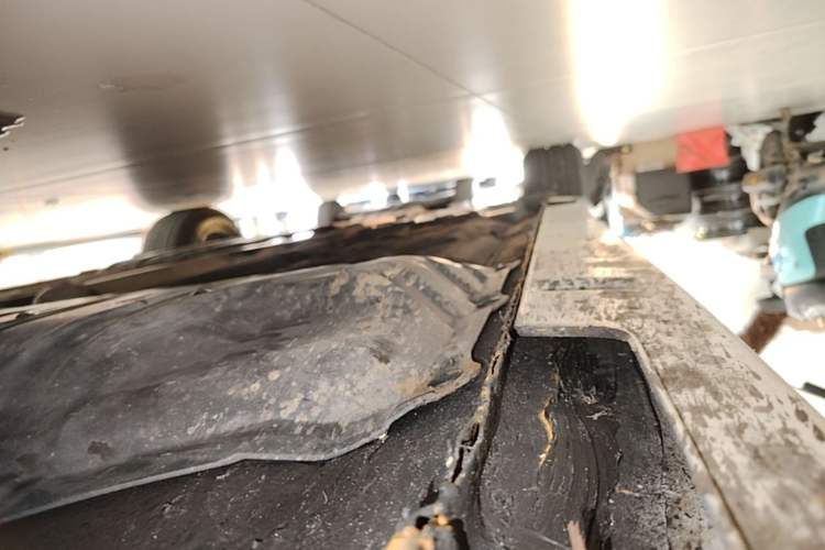 Used Honda Accord 2016 2.0L Comfort Edition Right Side Sill