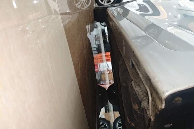 Used Honda Accord 2016 2.0L Comfort Edition Right Side Sill