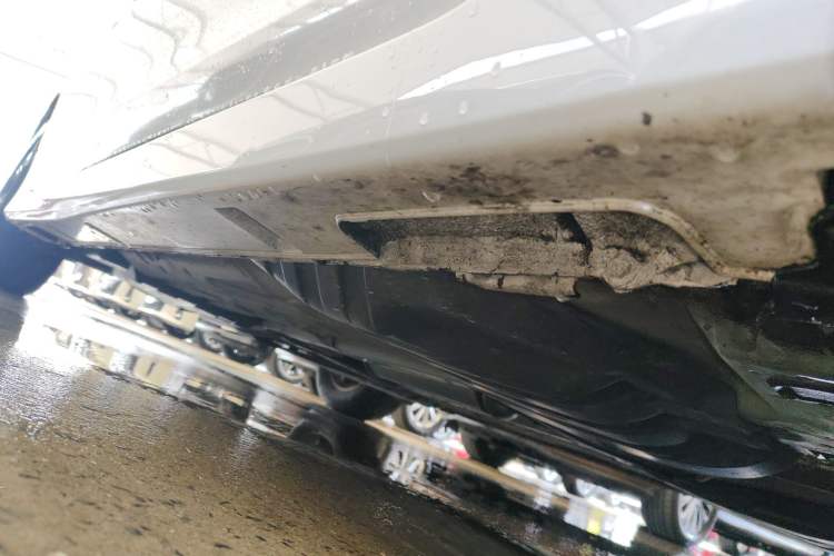 Used Honda Accord 2016 2.0L Elite Edition Right Side Sill