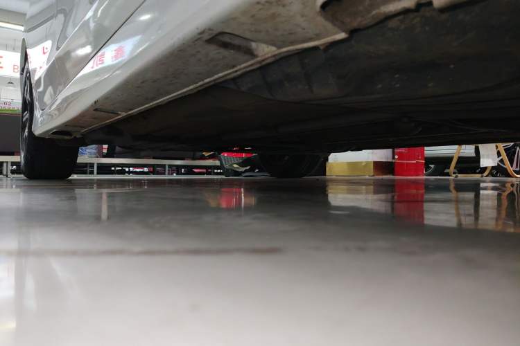 Used Honda Accord 2016 2.0L Elite Edition Right Side Sill