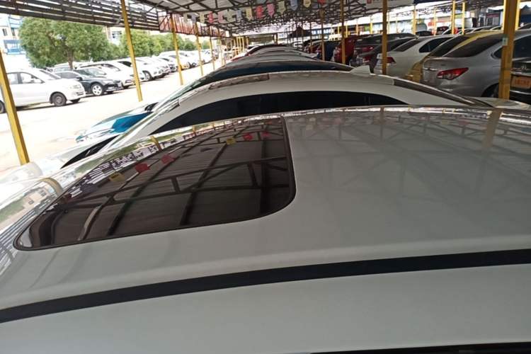 Used Honda Accord 2016 2.0L Comfort Edition Roof