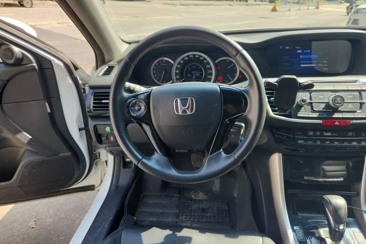 Used Honda Accord 2016 2.0L Elite Edition Steering Wheel