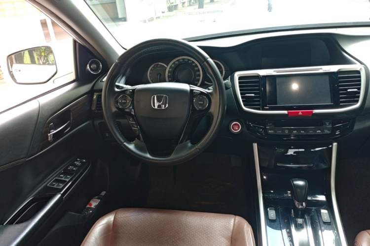 Used Honda Accord 2016 2.4L Luxury Edition Steering Wheel