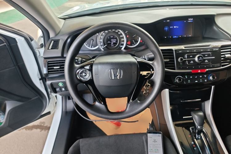 Used Honda Accord 2016 2.0L Comfort Edition Steering Wheel