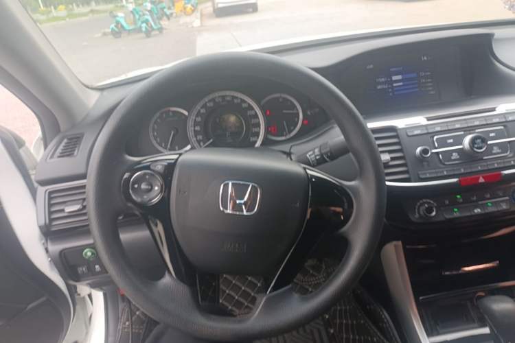 Used Honda Accord 2016 2.0L Comfort Edition Steering Wheel
