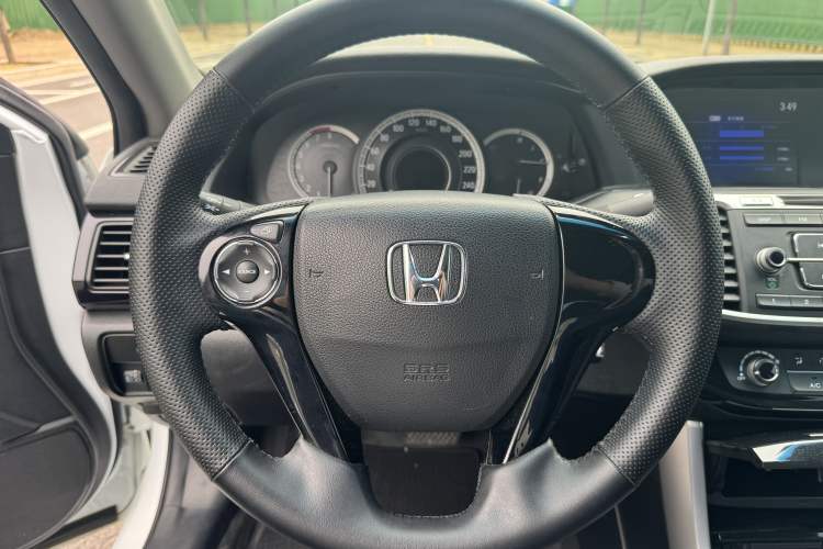 Used Honda Accord 2016 2.0L Comfort Edition Steering Wheel