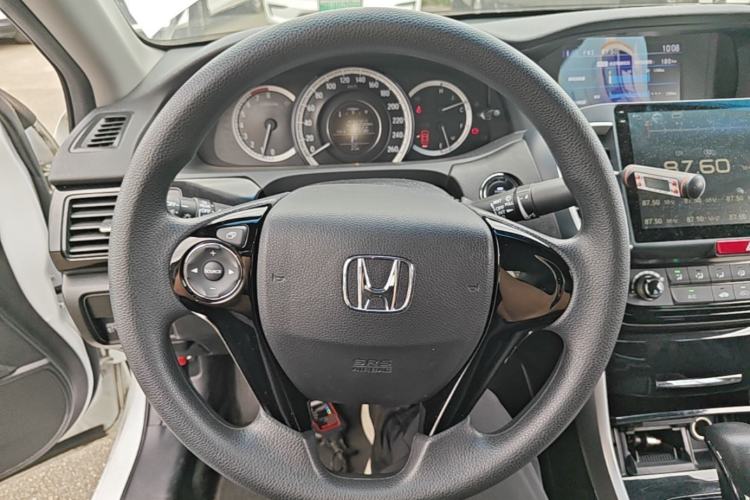 Used Honda Accord 2016 2.0L Comfort Edition Steering Wheel