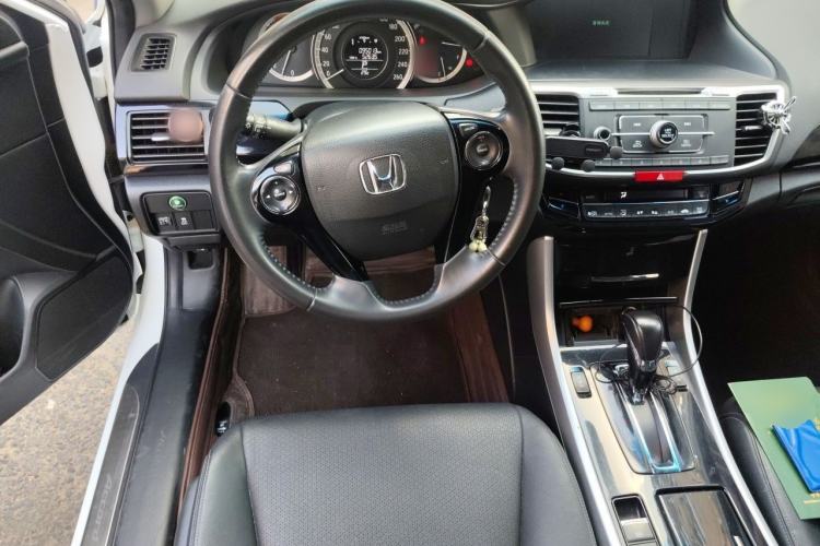 Used Honda Accord 2016 2.0L Elite Edition Steering Wheel