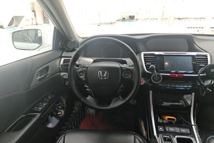 Used Honda Accord 2016 Hybrid 2.0L Rui Ling Edition Steering Wheel