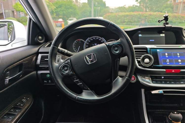 Used Honda Accord 2016 2.4L EX New Year Limited Edition Special Package Steering Wheel