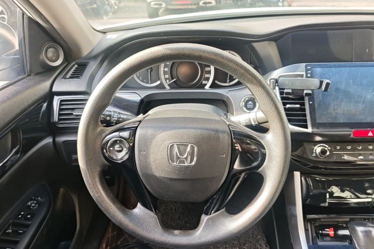 Used Honda Accord 2016 2.0L Comfort Edition Steering Wheel