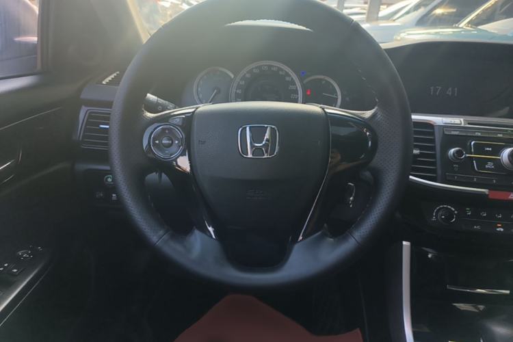 Used Honda Accord 2016 2.0L Comfort Edition Steering Wheel