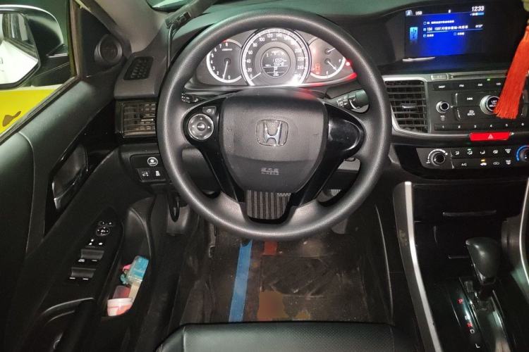 Used Honda Accord 2016 2.0L Comfort Edition Steering Wheel