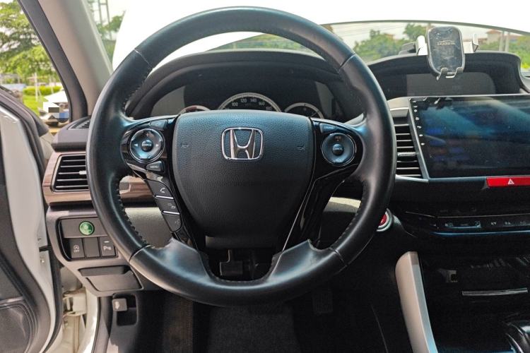 Used Honda Accord 2016 2.4L Luxury Edition Steering Wheel