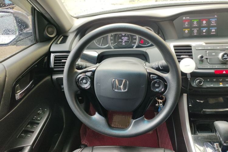 Used Honda Accord 2016 2.0L Comfort Edition Steering Wheel