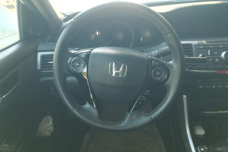 Used Honda Accord 2016 Hybrid 2.0L Sharp Edition Steering Wheel