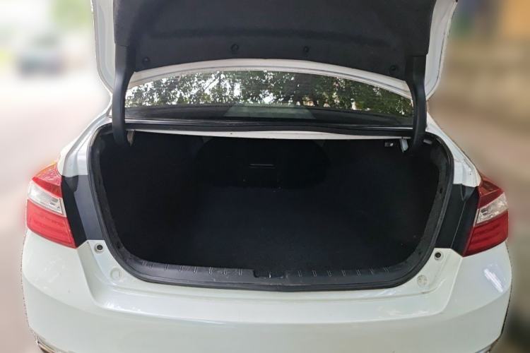 Used Honda Accord 2016 2.0L Comfort Edition Trunk