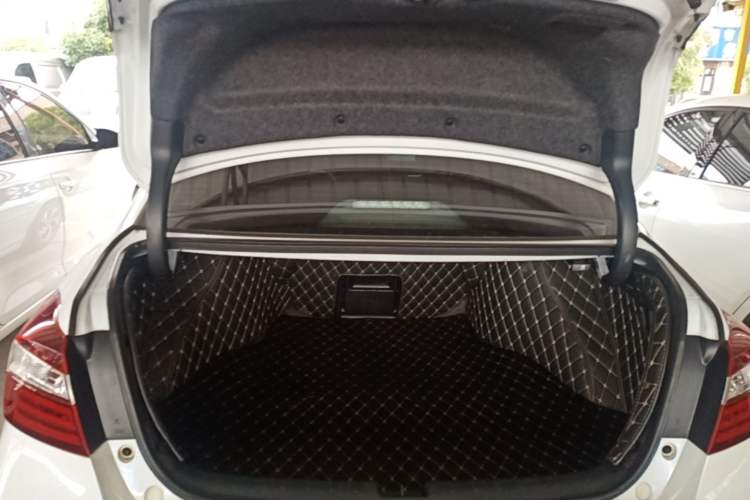 Used Honda Accord 2016 2.0L Comfort Edition Trunk