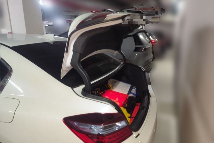 Used Honda Accord 2016 Hybrid 2.0L Sharp Edition Trunk