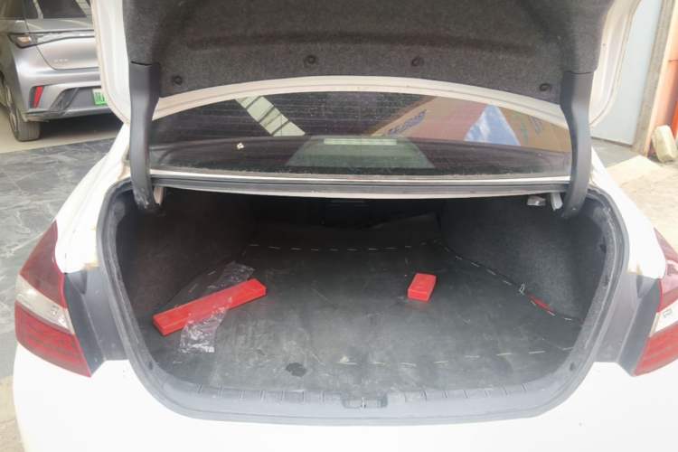 Used Honda Accord 2016 2.0L Comfort Edition Trunk