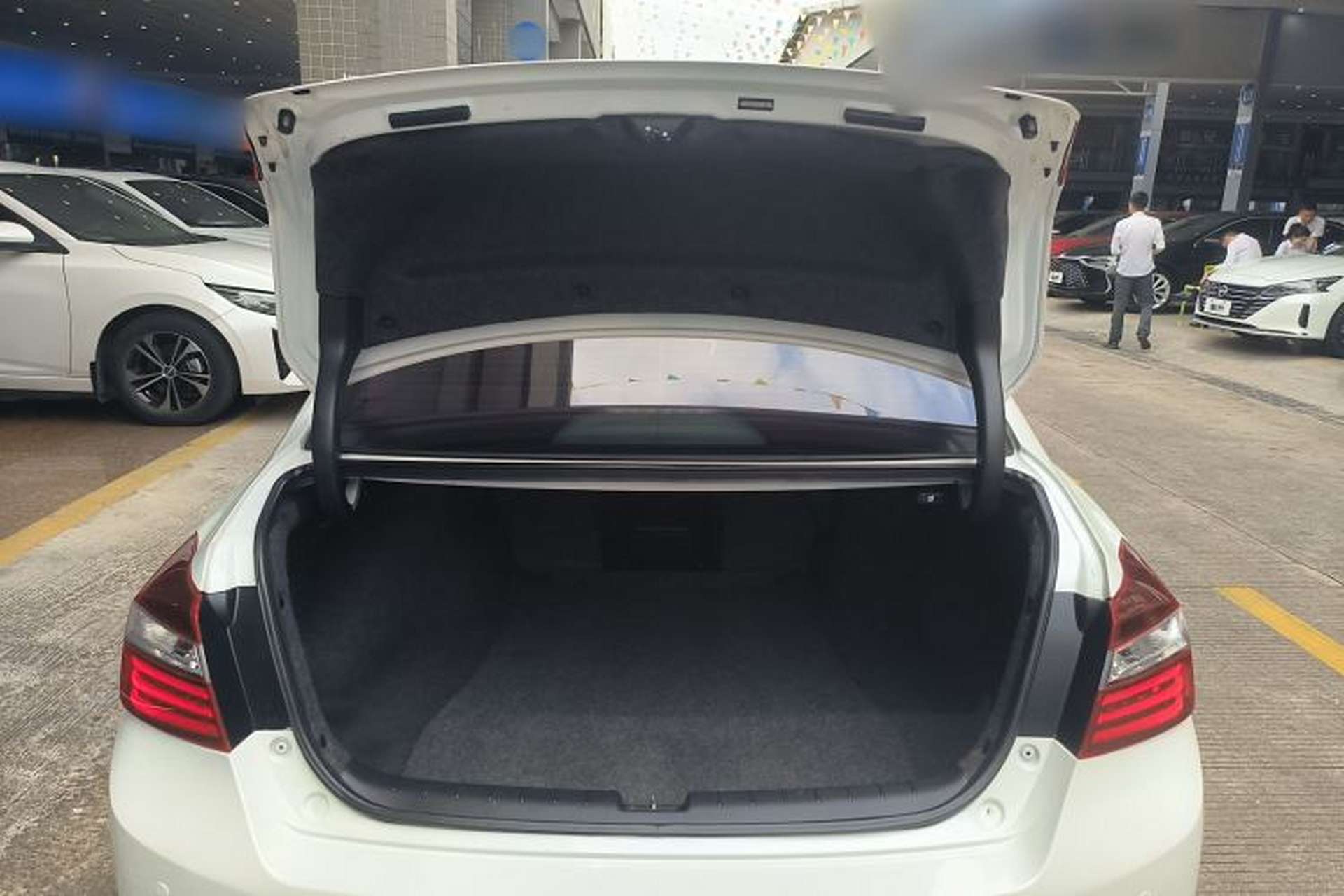 Used Honda Accord 2016 2.0L Comfort Edition Trunk
