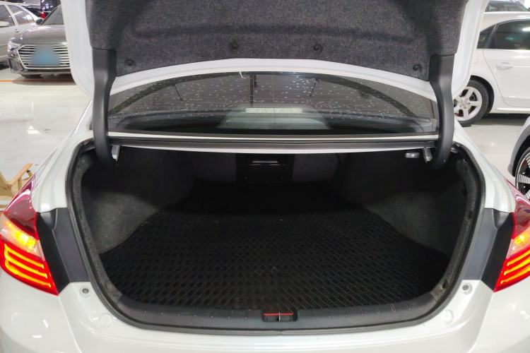 Used Honda Accord 2016 2.0L Elite Edition Trunk