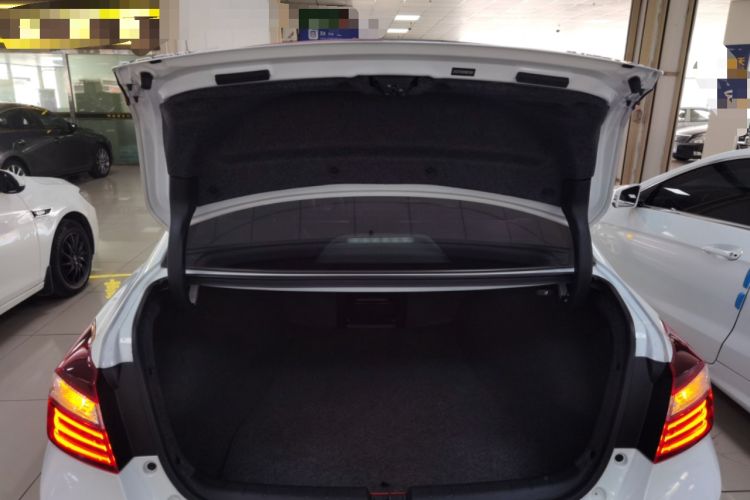 Used Honda Accord 2016 2.0L Elite Edition Trunk