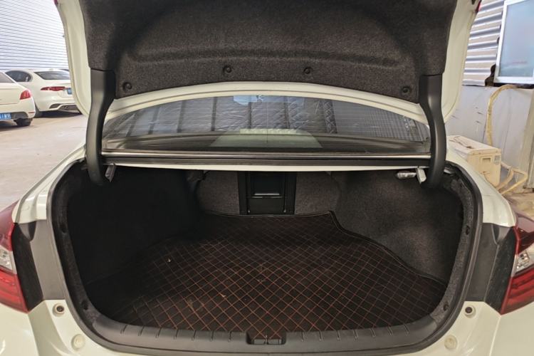 Used Honda Accord 2016 2.0L Comfort Edition Trunk
