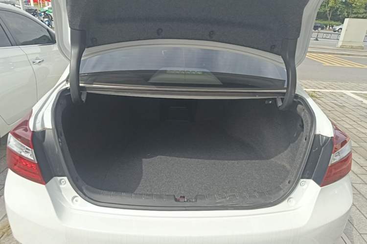 Used Honda Accord 2016 2.0L Comfort Edition Trunk