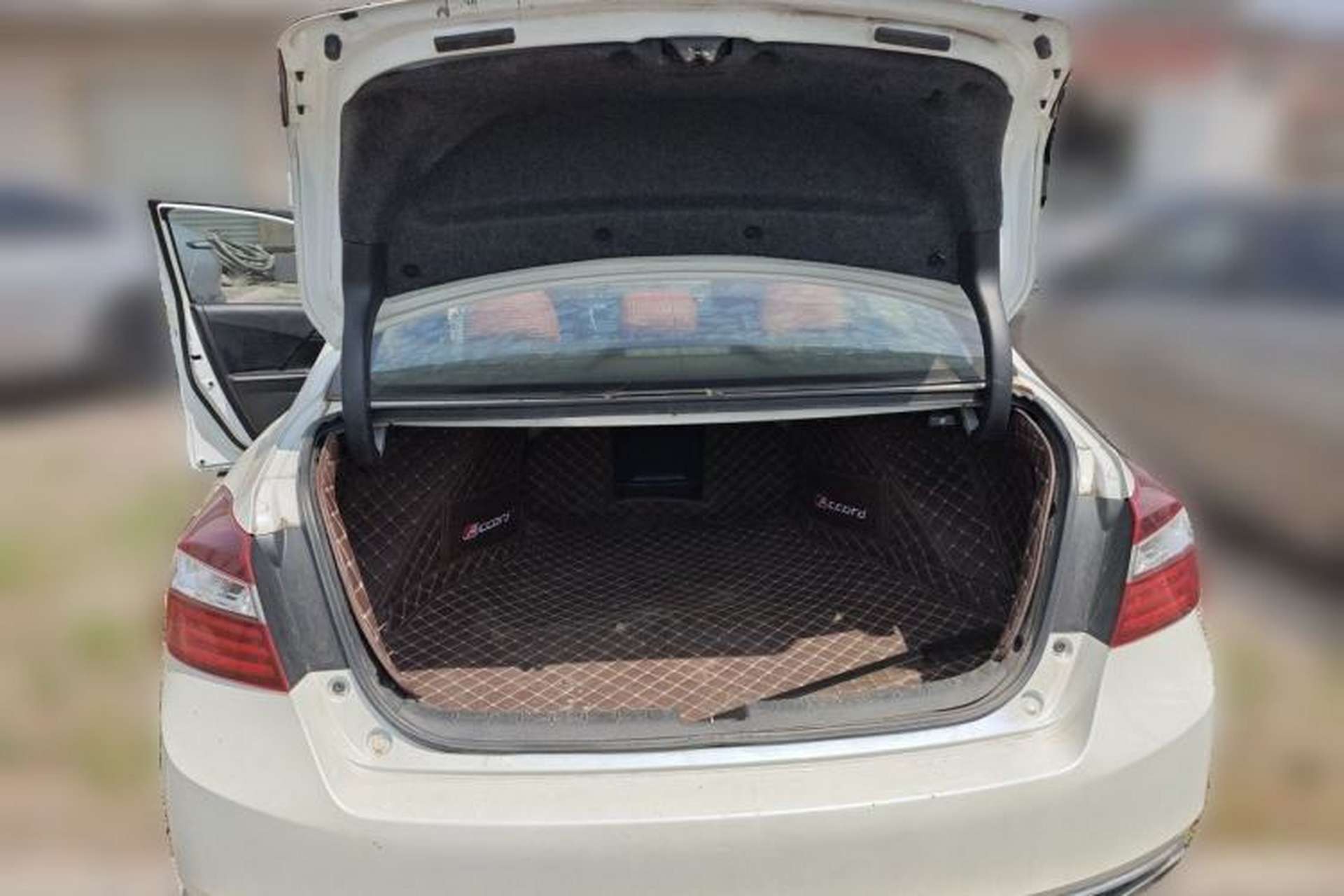 Used Honda Accord 2016 2.0L Comfort Edition Trunk