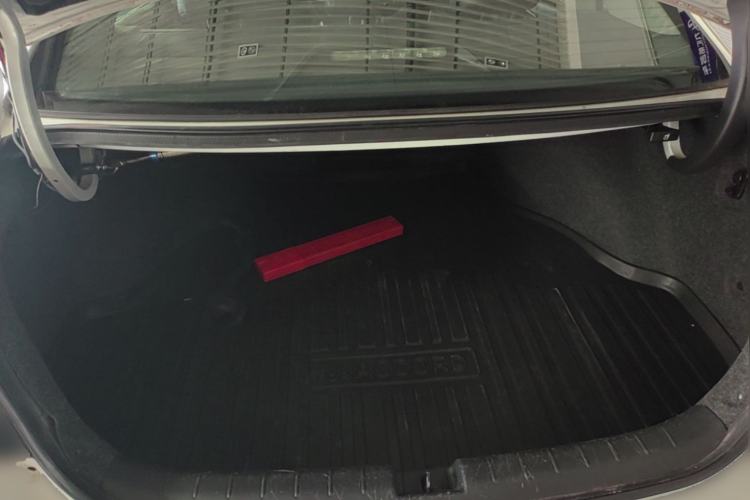 Used Honda Accord 2016 2.0L Comfort Edition Trunk