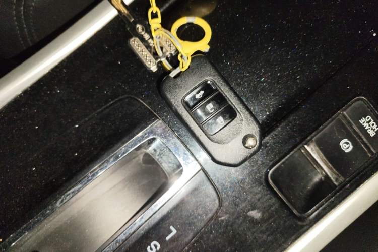 Used Honda Accord 2016 2.0L Comfort Edition Vehicle Key