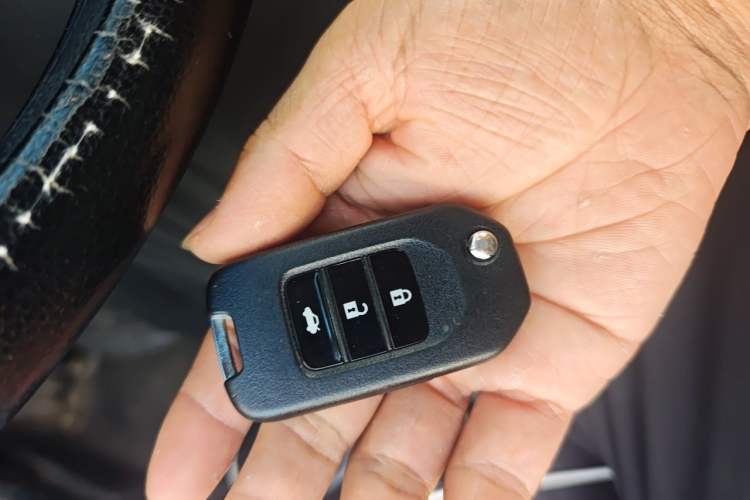 Used Honda Accord 2016 2.0L Comfort Edition Vehicle Key
