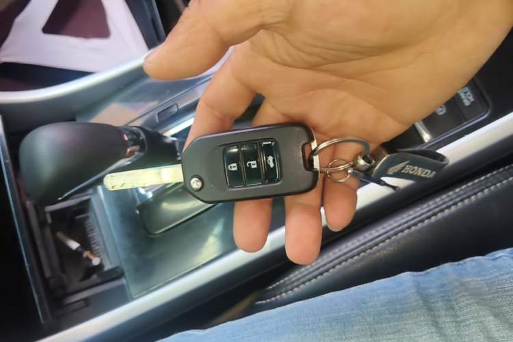 Used Honda Accord 2016 2.0L Comfort Edition Vehicle Key