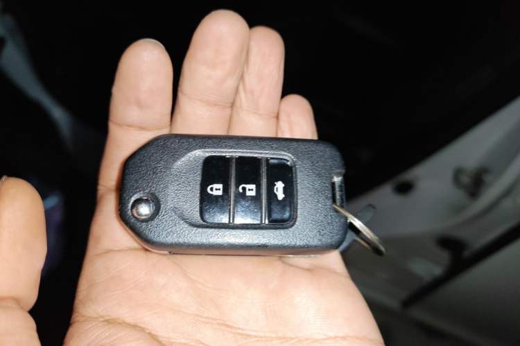 Used Honda Accord 2016 2.0L Comfort Edition Vehicle Key