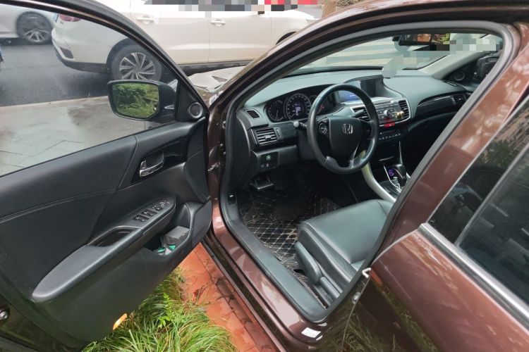 Used Honda Accord 2016 2.0L Elite Edition Driver Seat
