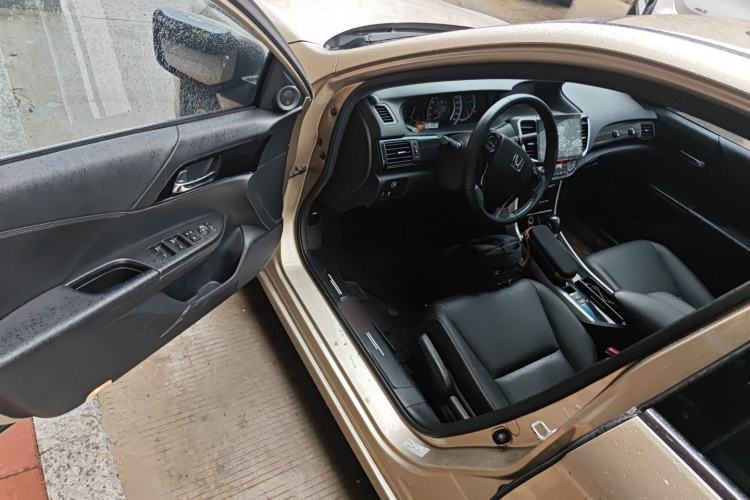 Used Honda Accord 2016 2.0L Elite Edition Driver Seat
