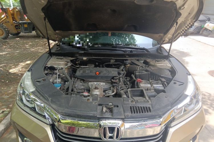 Used Honda Accord 2016 2.0L Comfort Edition Engine Bay