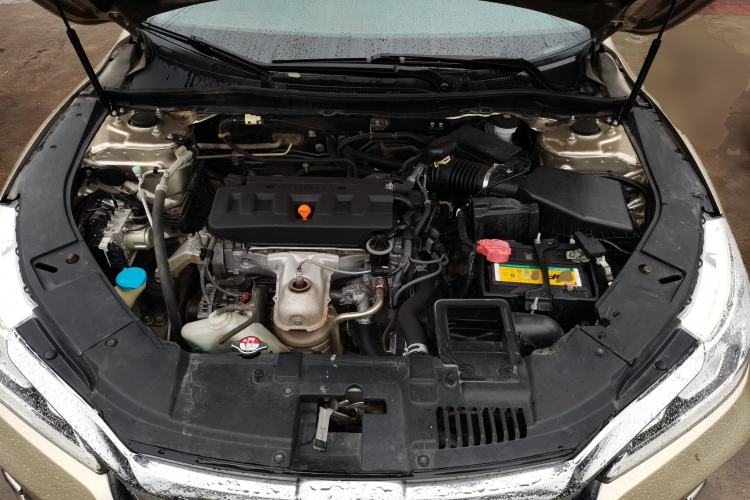 Used Honda Accord 2016 2.0L Comfort Edition Engine Bay