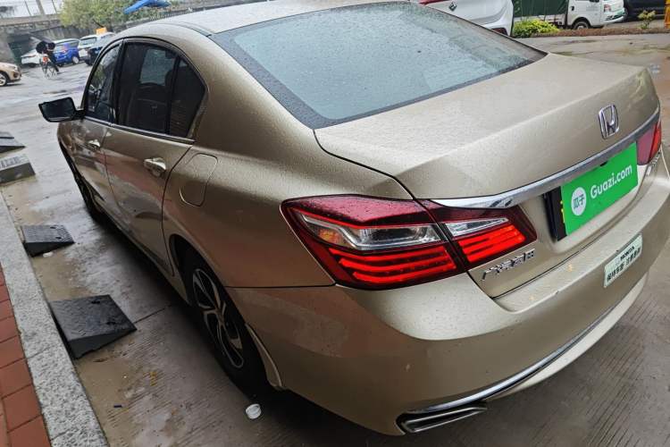 Used Honda Accord 2016 2.0L Elite Edition Exterior 2