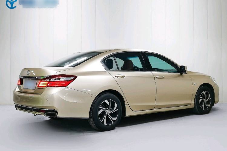 Used Honda Accord 2016 2.0L Comfort Edition Exterior 5
