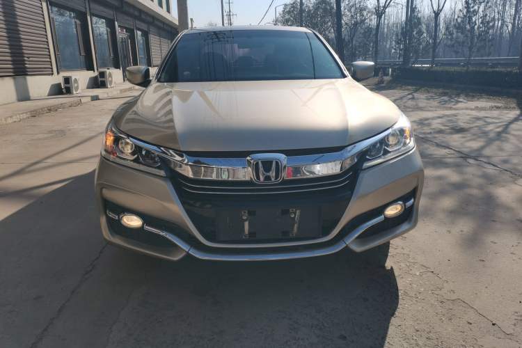Used Honda Accord 2016 2.0L Comfort Edition Front