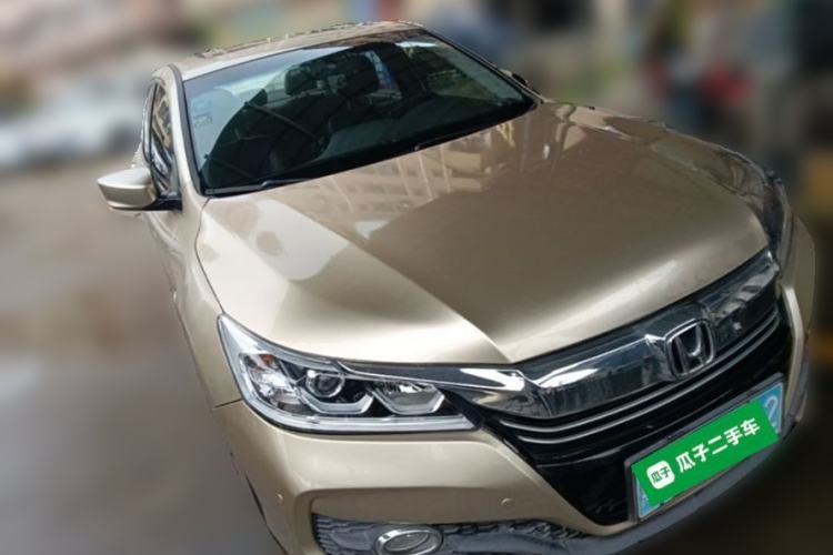 Used Honda Accord 2016 2.0L Elite Edition Front Right 45 Deg