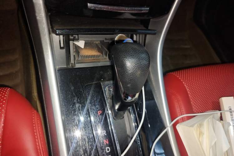 Used Honda Accord 2016 2.0L Comfort Edition Gear Lever