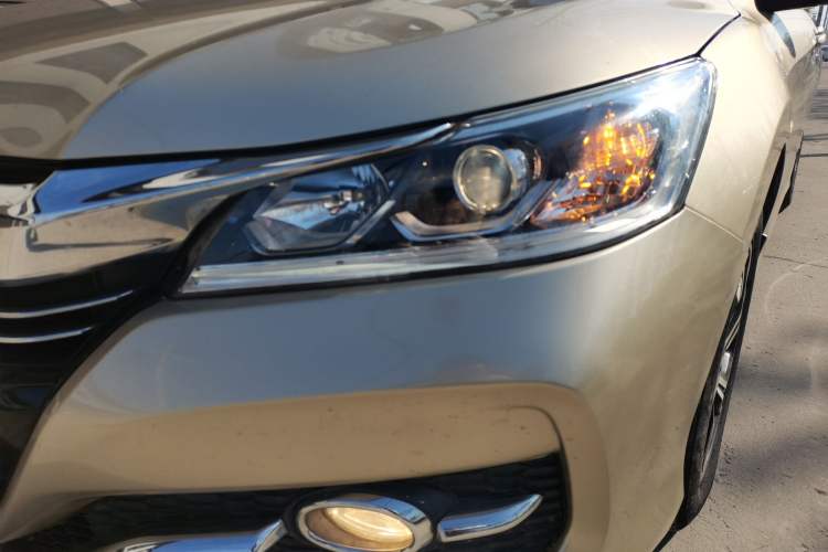 Used Honda Accord 2016 2.0L Comfort Edition Left Front Headlight