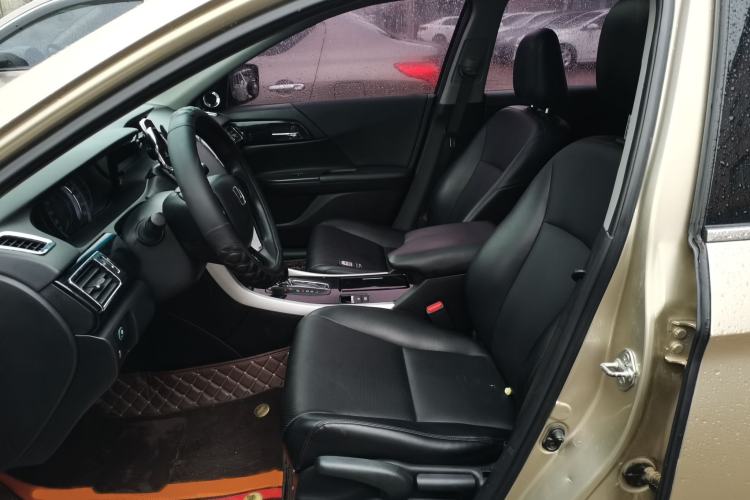 Used Honda Accord 2016 2.0L Comfort Edition Left Front Seat