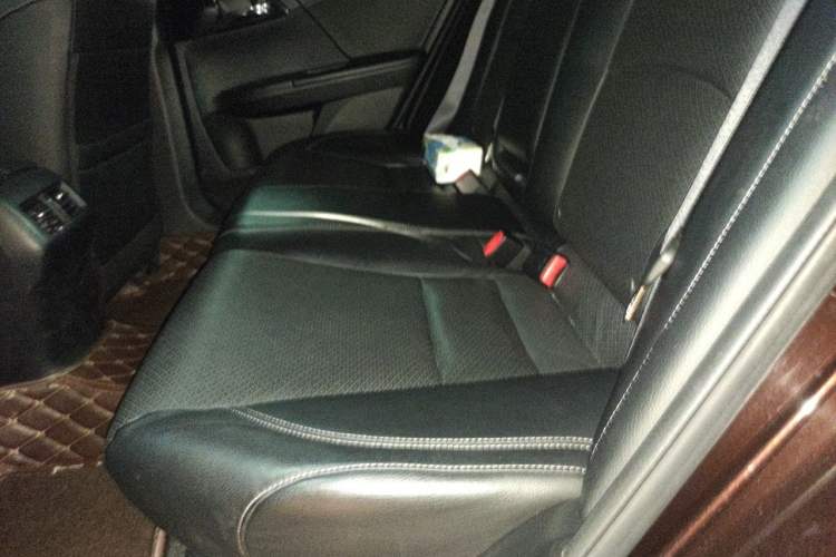 Used Honda Accord 2016 2.0L Luxury Edition Left Rear Seat